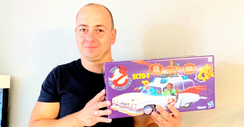 The Real Ghostbusters & Ecto-1 – Kenner Classics / Hasbro